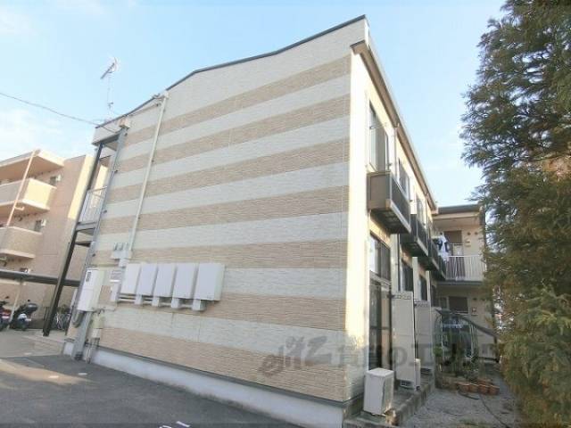 レオパレスエルヴェール３外観写真3