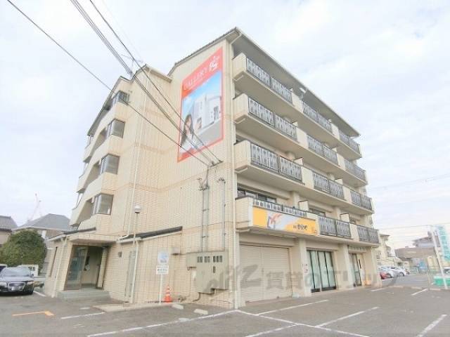 シャトーアルバ外観写真1