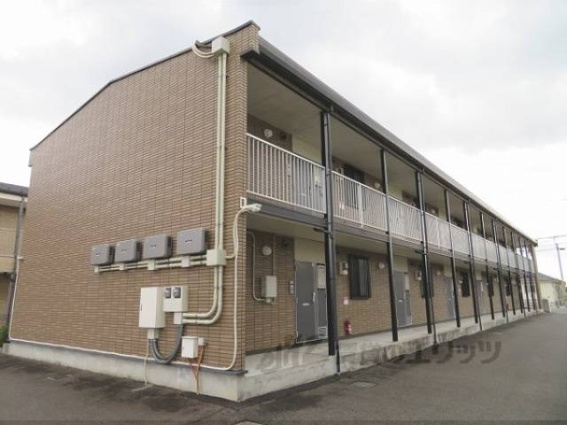 レオパレス清知外観写真2