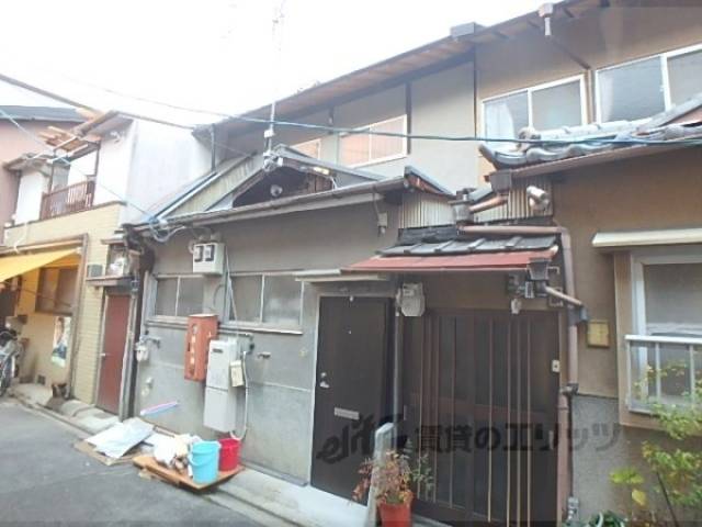 貸家外観写真1