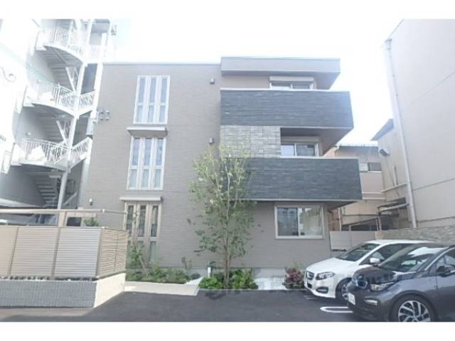 シャーメゾン西院日照町外観写真3