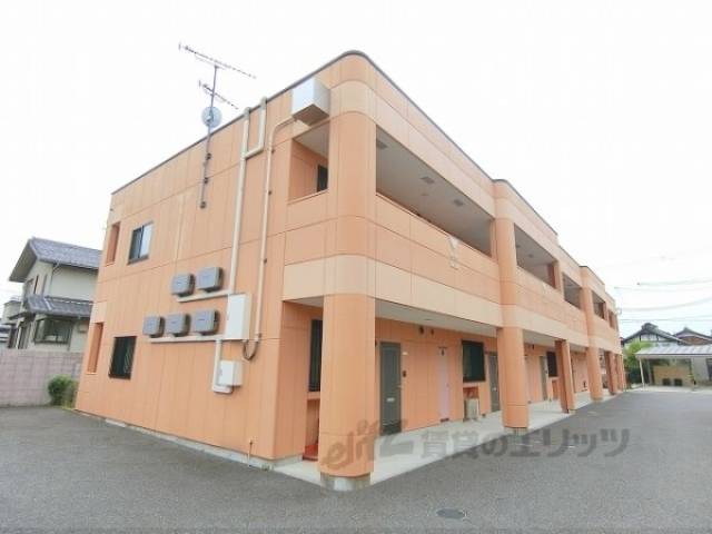 メゾントレント外観写真1