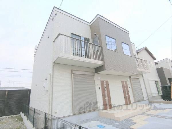 102600の外観写真