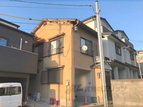 102698の外観写真