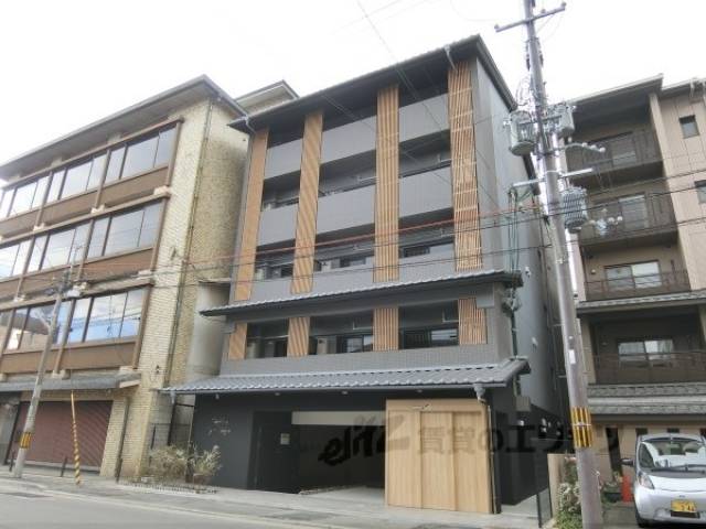 ファーストフィオーレ京都西陣外観写真2
