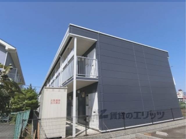 レオパレスＷＩＮＧ外観写真3