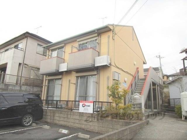 レフィナード外観写真1