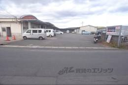 椿井倉庫外観写真