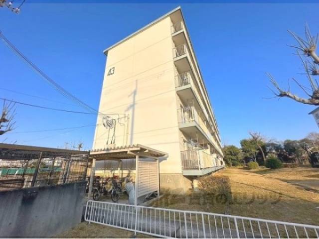 久御山団地43号棟外観写真3