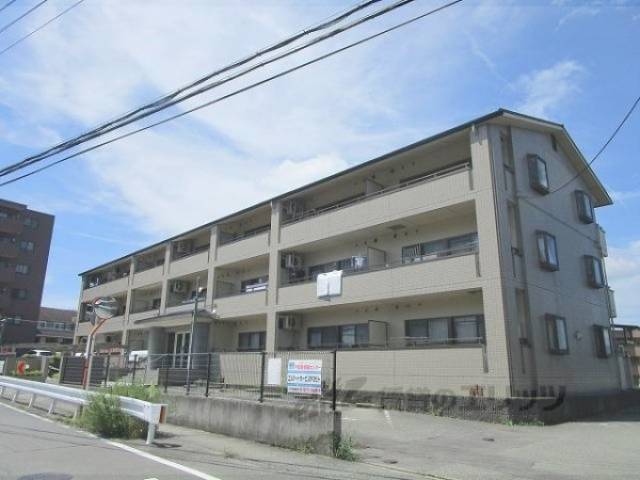 ロイヤルパレス馬堀外観写真2