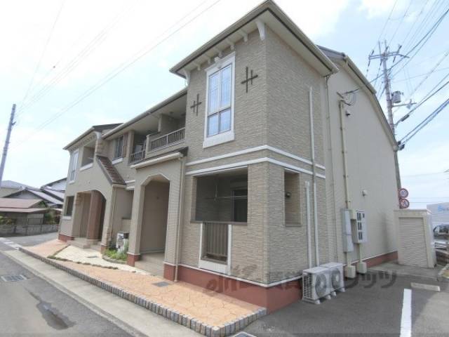 イーストガーデン外観写真1