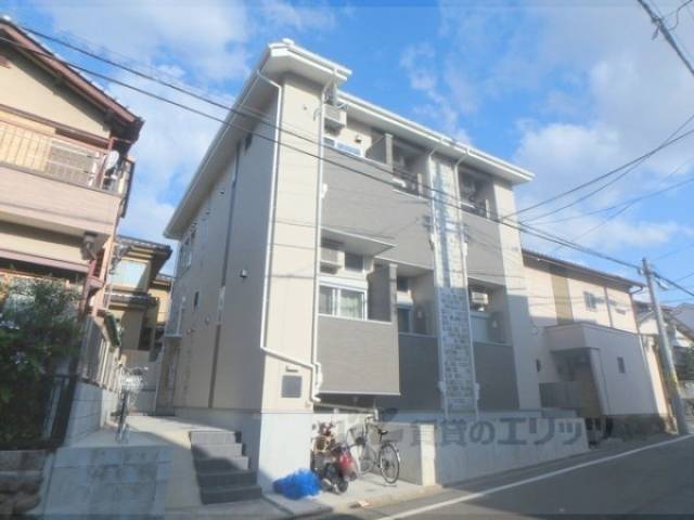 ﾊｰﾓﾆｰﾃﾗｽ深草大亀谷西寺町外観写真1