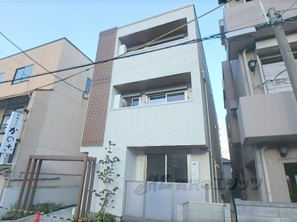 105348の外観写真