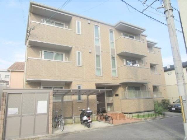 アベニール千里外観写真1