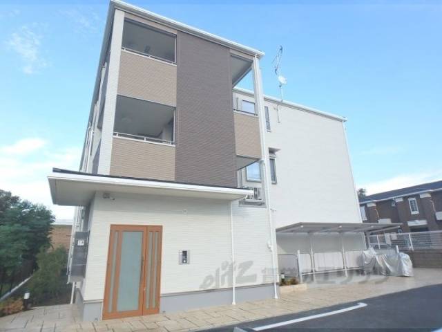 GLANZCLK  いちご館外観写真1