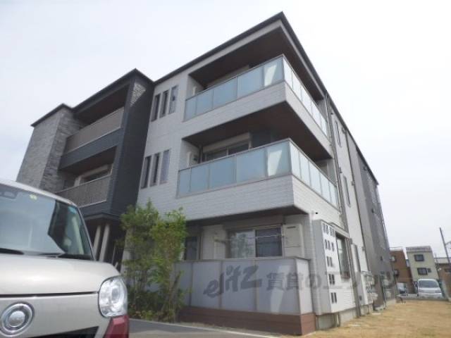 リラフォート向日外観写真2