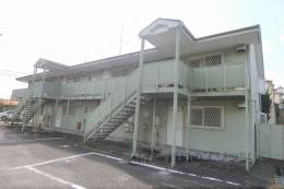 シャトル石山Ａ棟外観写真