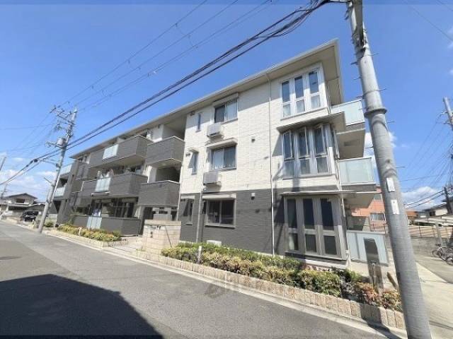 プレジール平安外観写真1