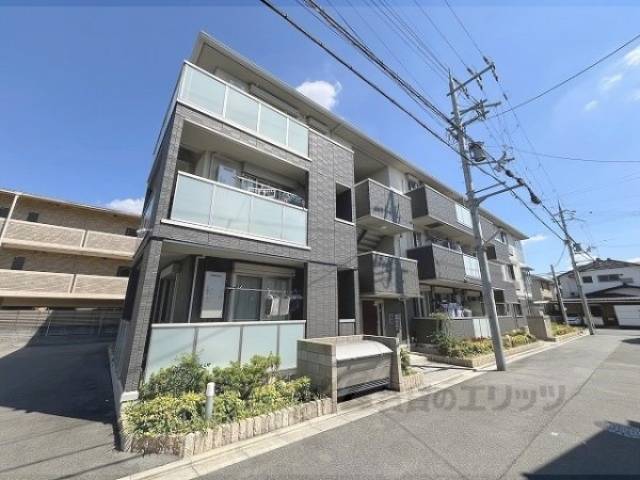 プレジール平安外観写真2