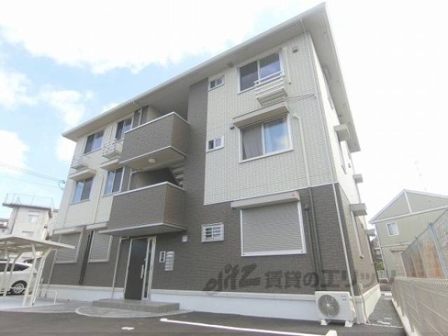 ＭＯＤＥＮＡ野洲外観写真1