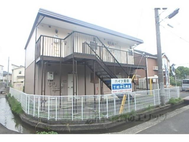 ハイツ岡田外観写真2