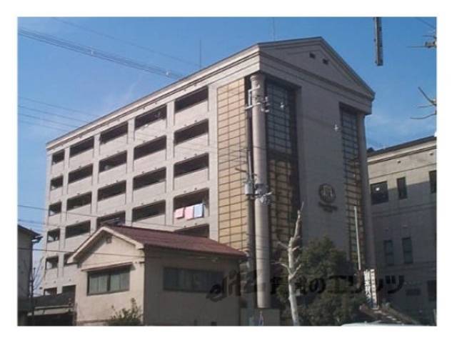 デルフィ西大路外観写真1