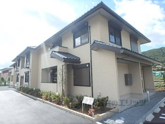 ｂｒｉｌｌａｎｔｅ鳥居本外観写真1