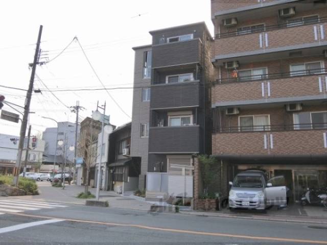 シャーメゾン大石橋外観写真2