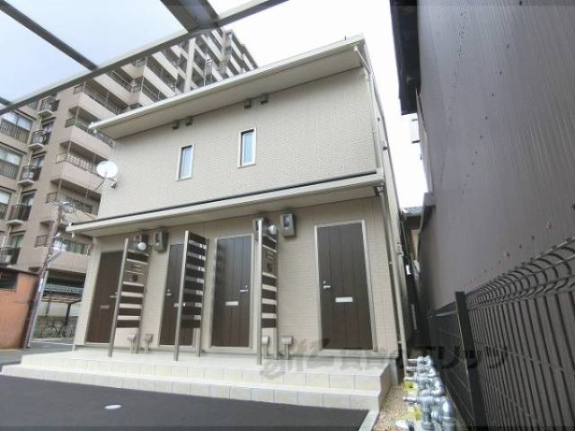 レイワコート外観写真2