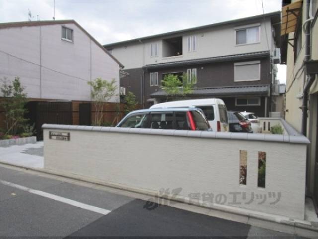 シャーメゾン千本六軒町外観写真2