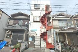 スクエアあき外観写真