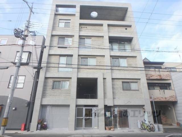 グレースアレイ西院外観写真2