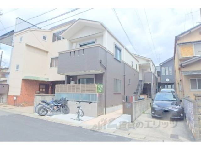 グランシャリオレアル外観写真3