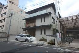 グリシーヌ丸太町外観写真