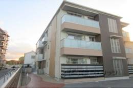 KINDNESS MORE. TWO外観写真