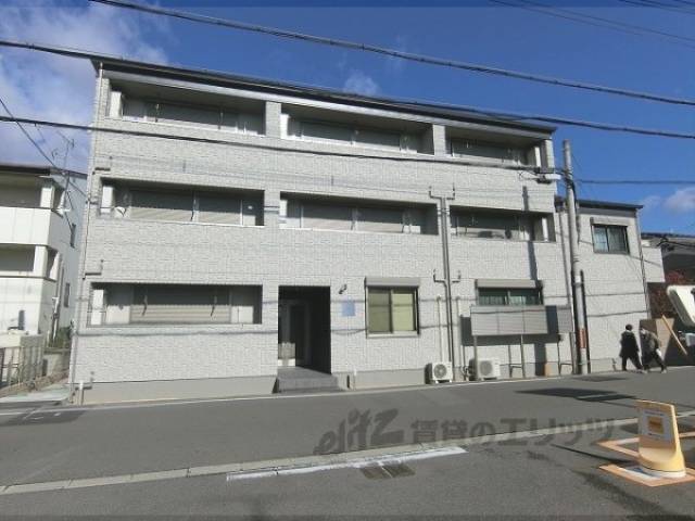 グランエミシス等持院外観写真2