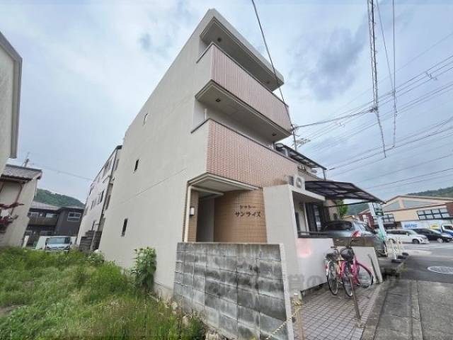 シャトーサンライズ外観写真3