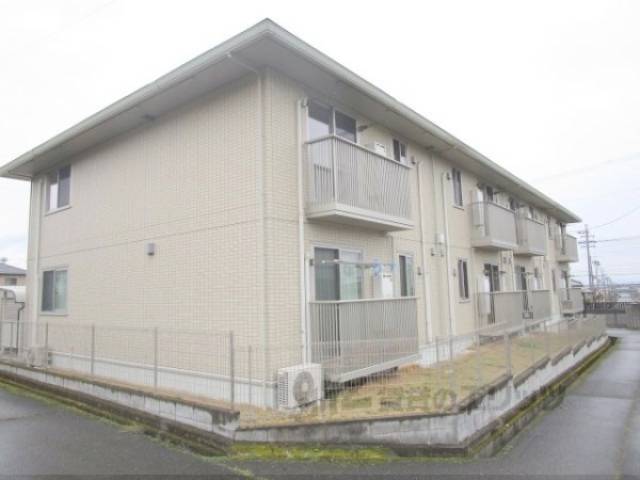 ブリリアントヒルズ外観写真2