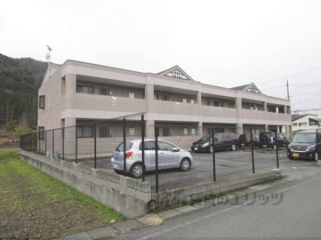 シャルマンハイツ外観写真2