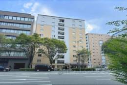 イーグルコート烏丸御池外観写真