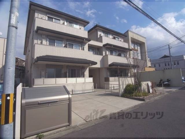 GARNET RESIDENCE 丹波橋外観写真1