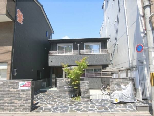 111204の外観写真