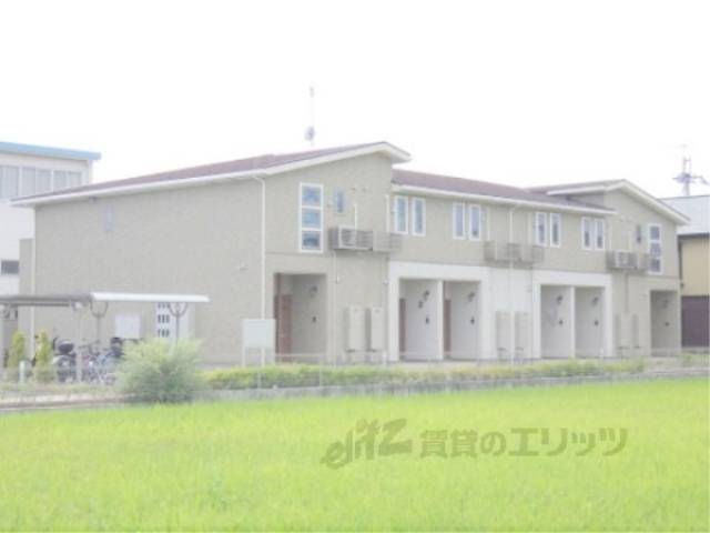 ラヴィエール外観写真1