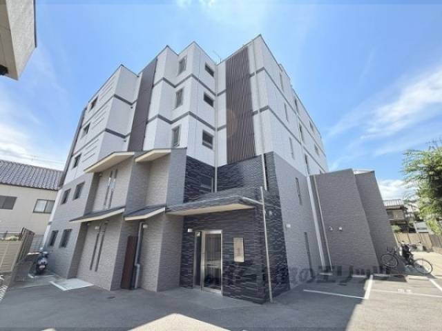 アドバンス京都北大路レフィナード外観写真1