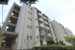 男山第４住宅３１６号棟外観写真