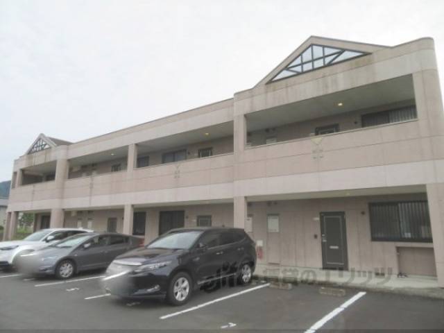 メゾン・リバーストーン外観写真2