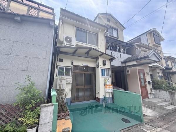 112387の外観写真