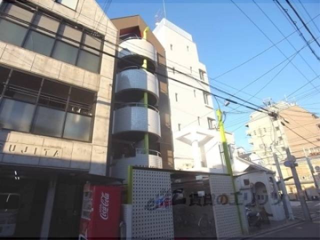 ＳＡＭＳＱＵＡＲＥ千本丸太町(家具付)外観写真2