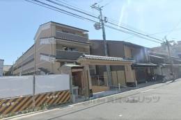 ジョバニ　フォーリエ外観写真