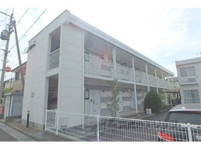 レオパレスフォーレスト外観写真1